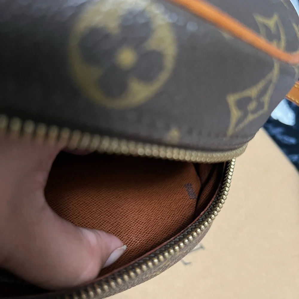 Louis Vuitton Blois Vintage Crossbody bag